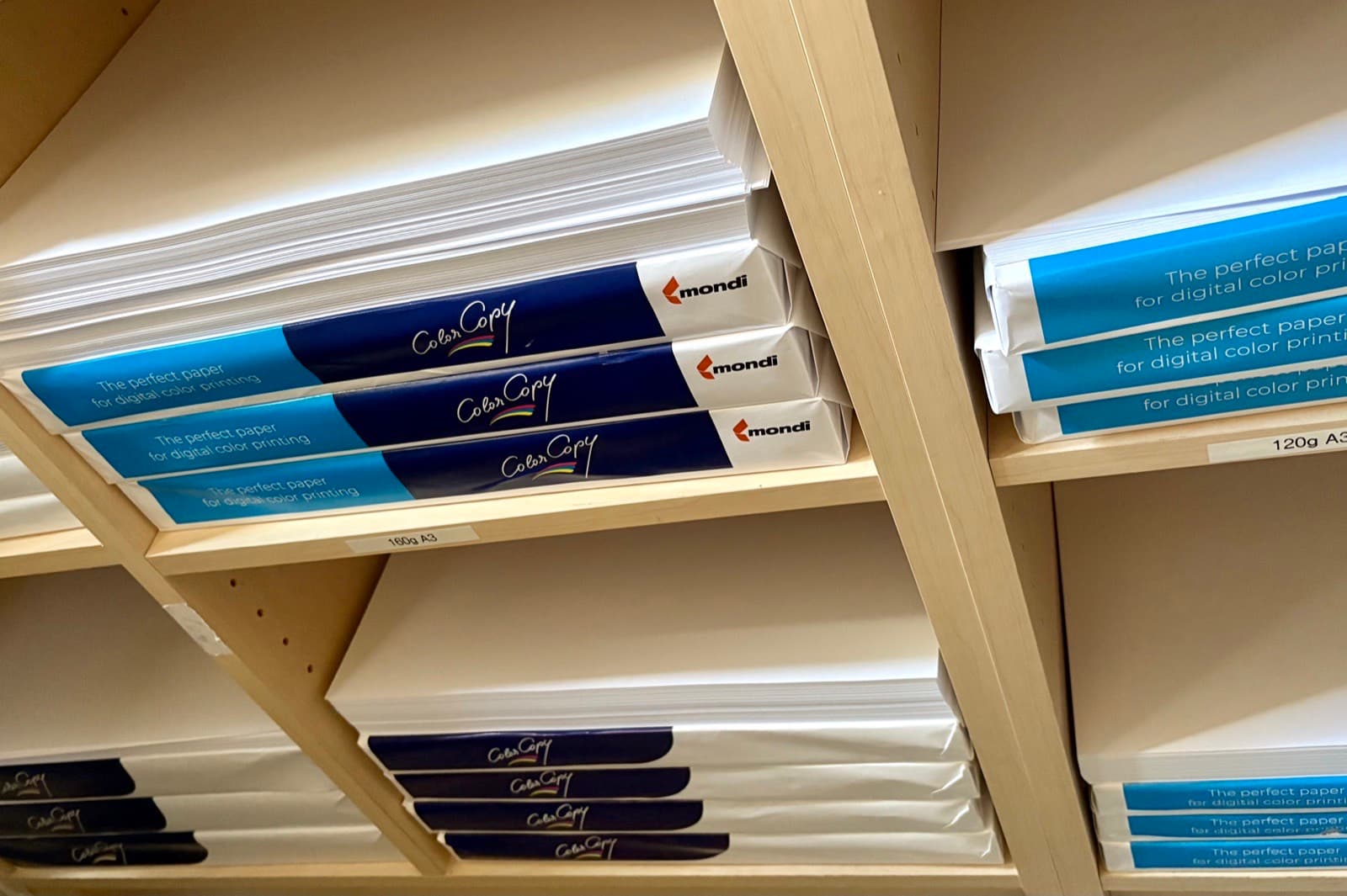 Unser Papierlager: Mondi Color Copy in 120 und 160 g/m² bis DIN A3